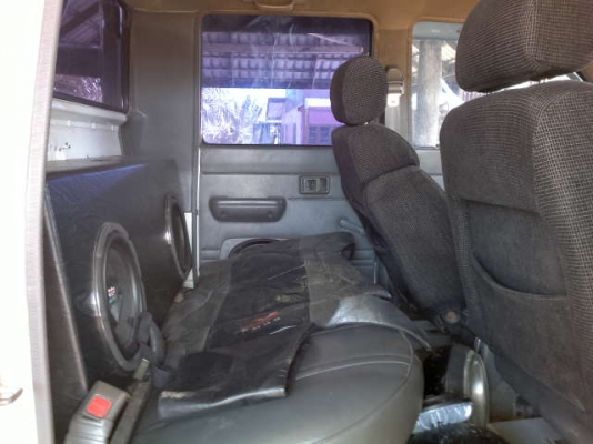 รถโตโยต้า  โฟวิล ออฟโรส    4 X 4    สนใจติดต่อ 081 - 6079515