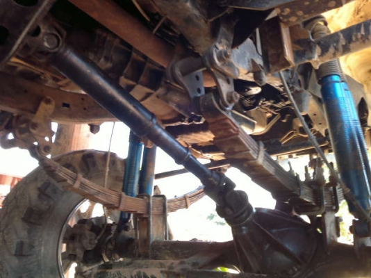 รถโตโยต้า  โฟวิล ออฟโรส    4 X 4    สนใจติดต่อ 081 - 6079515