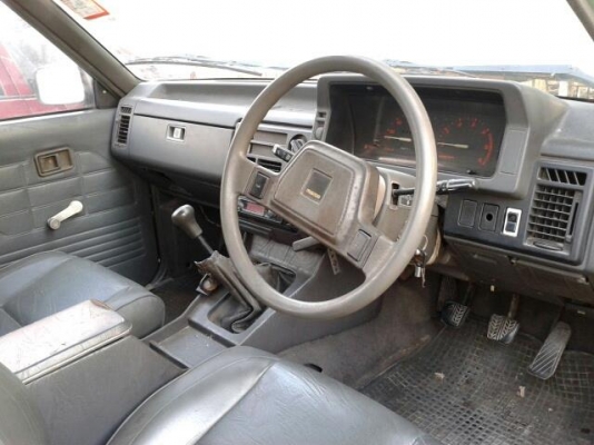 mazda B2500 van เครื่องดีมาก mazda B2500 van เครื่องดีมาก