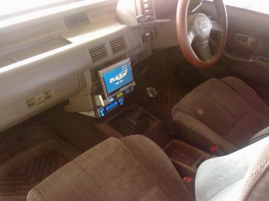 อีซอีซุซุรุ่นประหยัดน้ำมัน สุดๆรุ่นพิเศษSLX2.5ป้ายแดงมือเดียว พร้อมๆเน๊ตๆ