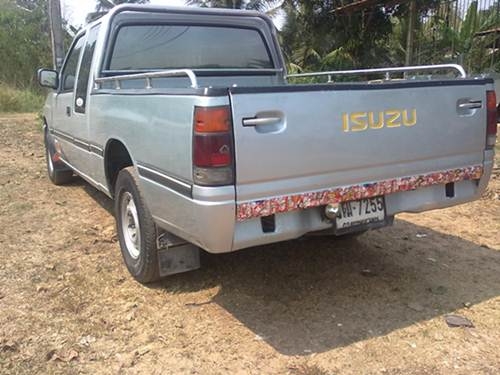 อีซอีซุซุรุ่นประหยัดน้ำมัน สุดๆรุ่นพิเศษSLX2.5ป้ายแดงมือเดียว พร้อมๆเน๊ตๆ