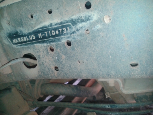 ขาย 6 ล้อ 110 แรง ISUZU NKR รถห้างแท้100\% เกียร์สั้น พวงมาลัยพาวเวอร์  ยกหัวได้