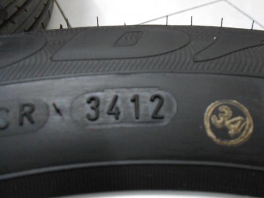 ขายล้อแม็ก honda jazz ขอบ 15 พร้อมยางป้ายแดง ขายล้อแม็ก honda jazz ขอบ 15 พร้อมยางป้ายแดง