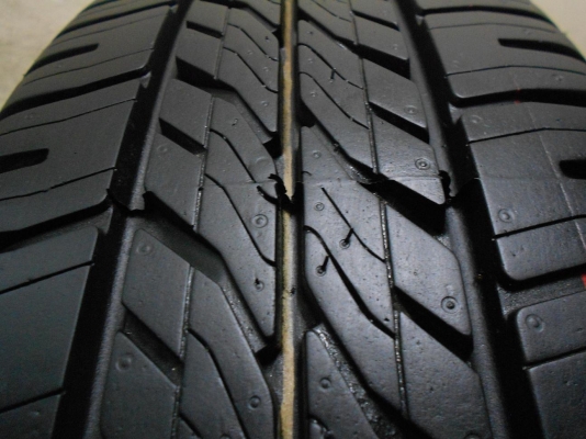 ขายล้อแม็ก honda jazz ขอบ 15 พร้อมยางป้ายแดง ขายล้อแม็ก honda jazz ขอบ 15 พร้อมยางป้ายแดง