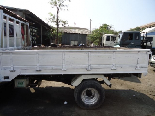 ขายรถหกล้อเล็ก ISUZU NHS696 เครื่องยนต์ 4JB1 125 แรงม้า รถปี 40 ขายรถหกล้อเล็ก ISUZU NHS696 เครื่องยนต์ 4JB1 125 แรงม้า รถปี 40