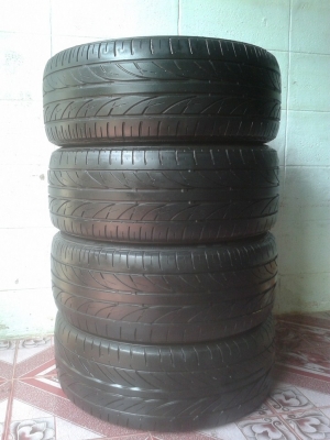 ขาย195/55/15"BRIDGSTONE MY-01/hankook:1เส้น ขาย4เส้น = 2,200 ฿ หรือจะซื้อBRIDGSTONE MY-01 มี3เส้น ราคา1,700บ.