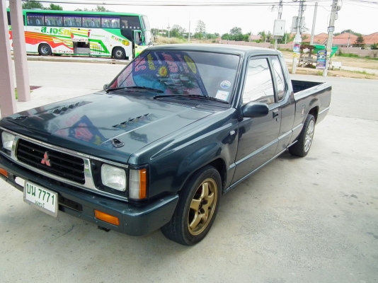 ขายมิตซู L200 Cyclone ปี 93 แต่งครบชุด 150,000 บาท / พัทยา ขายมิตซู L200 Cyclone ปี 93 แต่งครบชุด 150,000 บาท / พัทยา