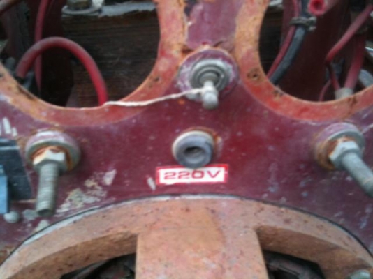 ขายเครื่องปั่นไฟ 5 KW. มือสองสภาพสวย ขายเครื่องปั่นไฟ 5 KW. มือสองสภาพสวย