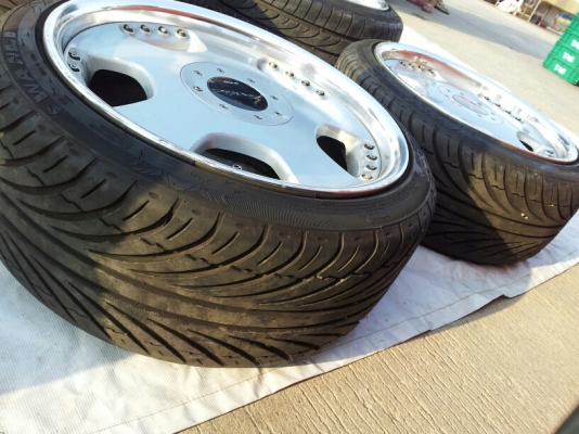 ขายMAX.vip.18"5x114(made in japan)ดอกยางตูมๆ (ยกชุด)ขาย 23,500บ. หน้า9"off38/หลัง10"off35ยางหน้า225/40/18(ปี12),หลัง245/40/18(ปี11)