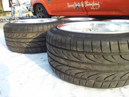 ขายMAX.vip.18"5x114(made in japan)ดอกยางตูมๆ (ยกชุด)ขาย 23,500บ. หน้า9"off38/หลัง10"off35ยางหน้า225/40/18(ปี12),หลัง245/40/18(ปี11)