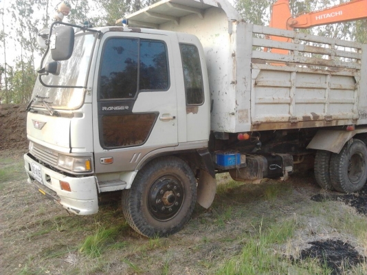 ขายรถบรรทุกสิบล้อดั้มพ์ HINO 2 เพลา เครื่อง 195 (HO7D)