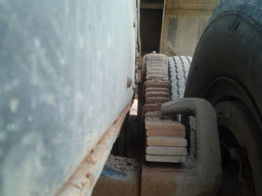 ขายรถบรรทุกสิบล้อดั้มพ์ HINO 2 เพลา เครื่อง 195 (HO7D)