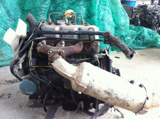 ขาย เครื่อง 3สูบ Kubota