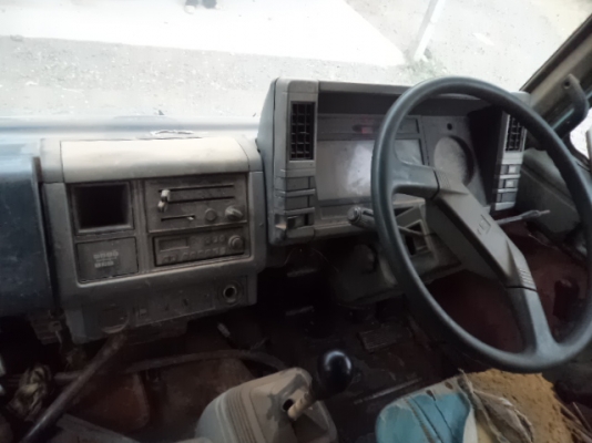 ขายรถอีซูซุร็อก6ล้อดั้ม 175 แรง ราคาถูกๆ