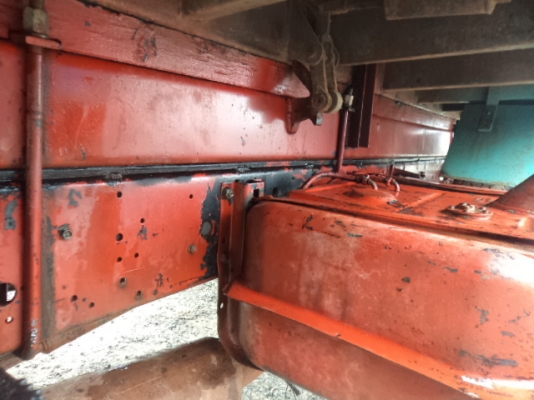 ขายรถอีซูซุร็อก6ล้อดั้ม 175 แรง ราคาถูกๆ