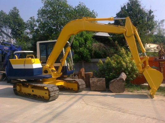 ขาย รถแมคโค PC60-6 เก่านอกมีเอกสาร รับจัดไฟแนนร์ให้ มีหลายคันให้เลือก