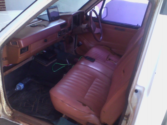 DATSUN 720 ช่วงสั้น สภาพสวย พร้อมใช้งาน