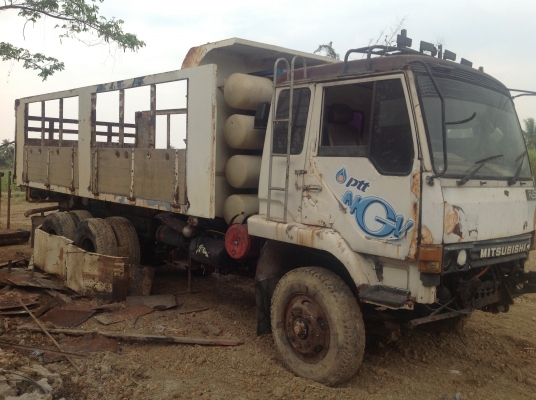 สิบล้อmitsubishi fn526 ma สิบล้อmitsubishi fn526 ma