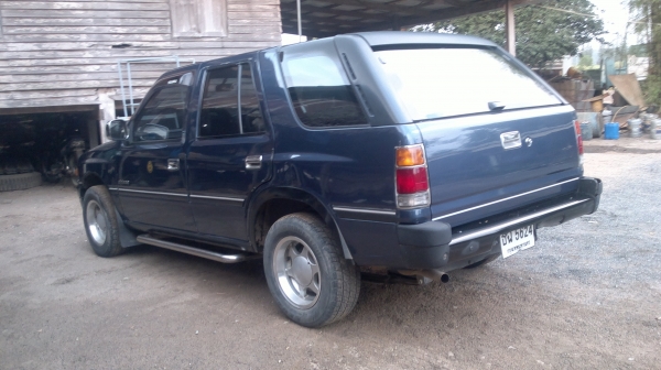 Isuzu Cameo