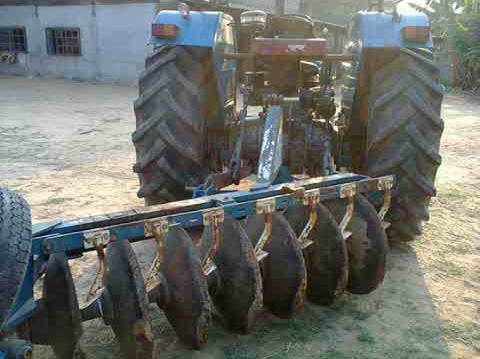 ขอประกาศขายรถไถ Ford  6610  ตัวแท้  รถอยู่ชุมพลบุรี    สุรินทร์