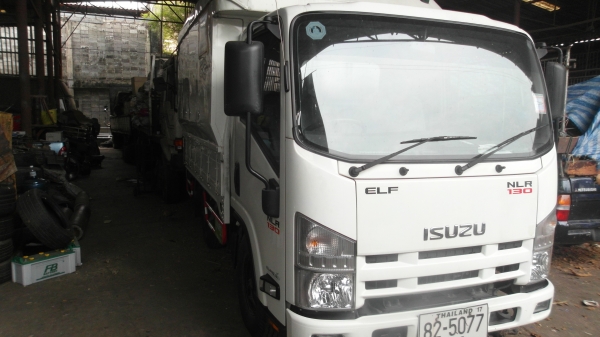 อีซูซุ 4 ล้อ NLR เครื่อง 130 แรง กระบะคาร์โก้มีหลังคา รถห้าง อีซูซุ 4 ล้อ NLR เครื่อง 130 แรง กระบะคาร์โก้มีหลังคา รถห้าง