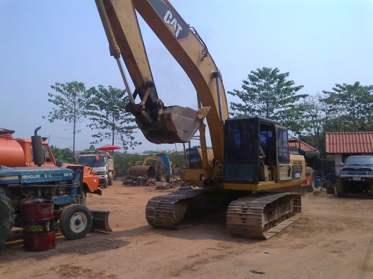 ขายด่วน..รถแบคโฮ CAT E200 B รถสวย พร้อมใช้งาน มีทะเบียนครบ.