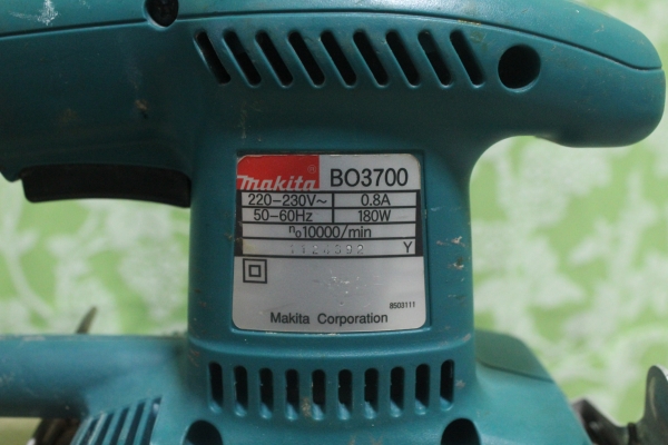เครื่องขัดกระดาษทราย แบบสั่น makita รุ่น BO3700 พร้อมใช้งานครับ เครื่องขัดกระดาษทราย แบบสั่น makita รุ่น BO3700 พร้อมใช้งานครับ
