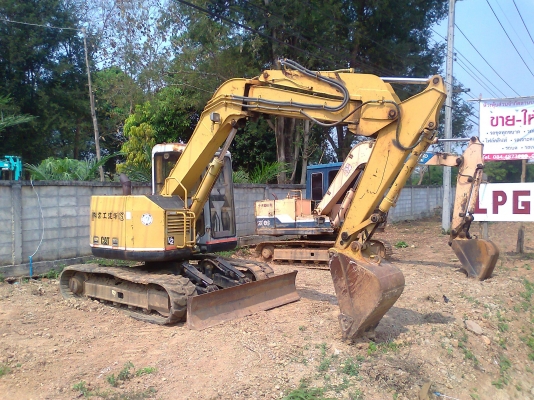 ขายด่วน..รถแบคโฮ CAT CAT307 V2 SSR รถสวย เก่านอก พร้อมใช้งาน มีใบอิมวอยล์ จัดไฟแน๊นซ์ได้ สบายมาก.
