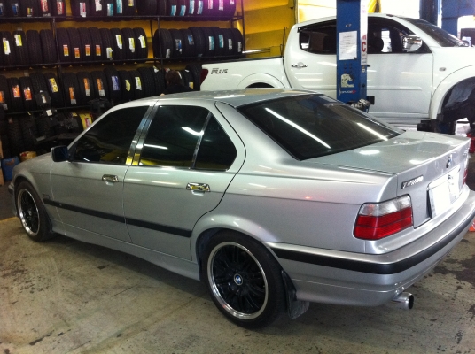 ขาย BMW E36 ปี 38 แถม ล้อแม็ก BMW ขอบ 17 &#039;&#039;