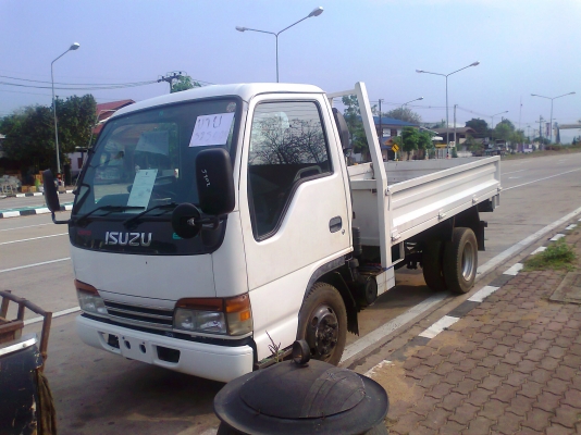 ขายด่วน..รถหกล้อ ISUZU ELF เครื่องยนต์ 135 แรงม้า สภาพใหม่ รถสวย เก่าญี่ปุ่น พร้อมใช้สุดขีด กระบะไม่ดั้ม สวยแกร่ง พร้อมทรหด.