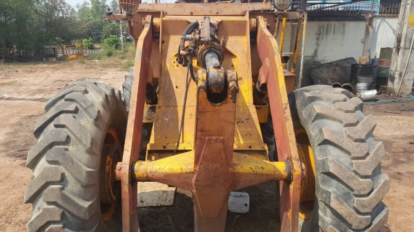 ขาย รถตัก KOMATSU JH30B ยางดี 4 เส้น เครื่องดี ปั้มดี ทำงานคล่องตัวดี ขาย รถตัก KOMATSU JH30B ยางดี 4 เส้น เครื่องดี ปั้มดี ทำงานคล่องตัวดี