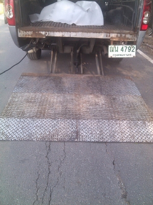 ขายลิฟติดท้ายรถกะบะ ขายลิฟติดท้ายรถกะบะ