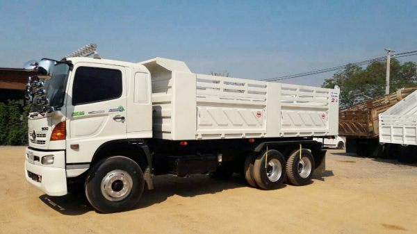 เปิดทำการขายอีกhino Mega. 320. ปี49 สวยสดการันตีหล่อขั้นเทพ. ยางเต็มหมด มีระบบพ่วง พร้อมใช้งานราคาต่อลองได้ เปิดทำการขายอีกhino Mega. 320. ปี49 สวยสดการันตีหล่อขั้นเทพ. ยางเต็มหมด มีระบบพ่วง พร้อมใช้งานราคาต่อลองได้