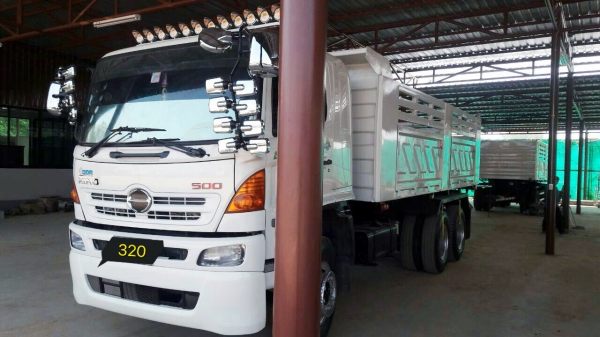 เปิดทำการขายอีกhino Mega. 320. ปี49 สวยสดการันตีหล่อขั้นเทพ. ยางเต็มหมด มีระบบพ่วง พร้อมใช้งานราคาต่อลองได้ เปิดทำการขายอีกhino Mega. 320. ปี49 สวยสดการันตีหล่อขั้นเทพ. ยางเต็มหมด มีระบบพ่วง พร้อมใช้งานราคาต่อลองได้