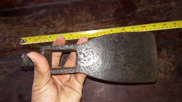 ขายหัวจอบหงอนตราตางานเก่าโบราณ