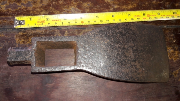 ขายหัวจอบหงอนตราตางานเก่าโบราณ