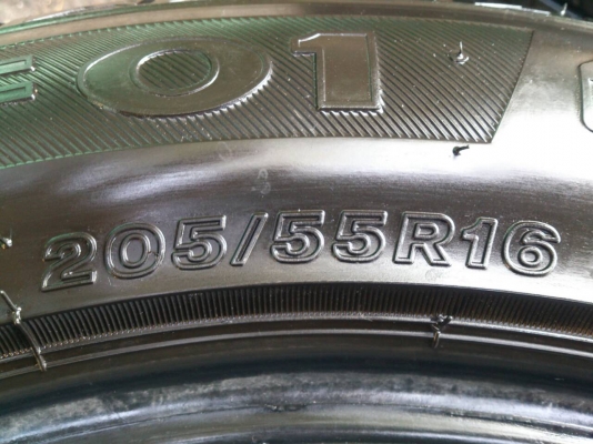 ขายยาง 205/55R16 ไฟร์สโตน ยางสัปดาห์ที่16ปี15 ดอกยางหนาเต็มสดนิ่มลึกไม่ร้าวไม่แตกลายไม่กินข้างยางสวยมาก จำนวน 1 ชุด