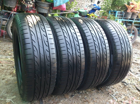 ขายยาง  DUNLOP LM704  215/55R17 ยางสัปดาห์ที่39ปี13  ดอกยางหนาสดนิ่มเท่ากันไม่แตกลายไม่ร้าวสวยๆ จำนวน 1 ชุด
