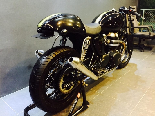 Triumph Thruxton 900 ปี2014 ทะเบียนแท้ ชุดโอนครบ