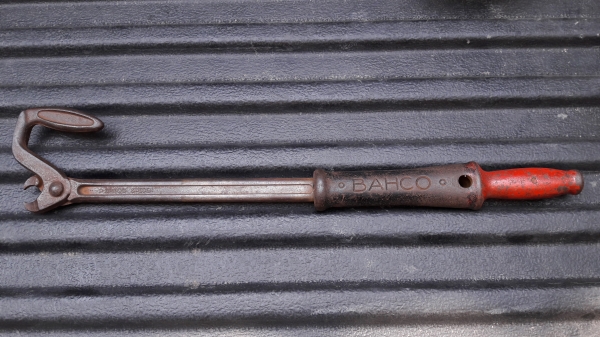 ขายคีมถอนตะปู   BAHCO 38 MADE IN SWEDEN.สภาพดีมากๆ