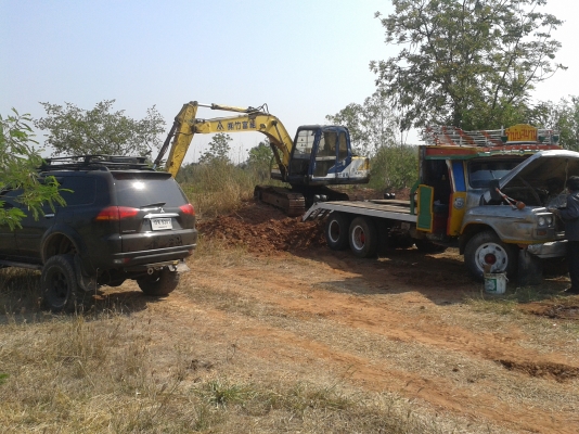 ขาย โกเบ sk100 mark3  เครื่องดีมาก ปั้มดีไม่โหลด เอวแน่น เก่านอกพร้อมเทลเลอร์ 10 ล้อ ยางดี ทั้ง10 เส้น0857389138