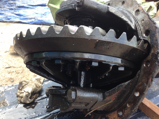 ขายเครื่องBenz 210 พร้อมเกียร์