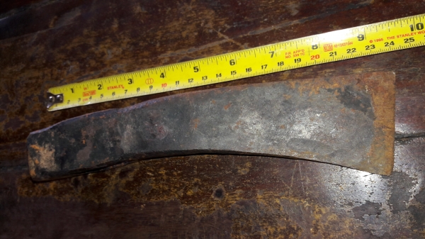 ขายหัวขวานงานเก่าโบราณ