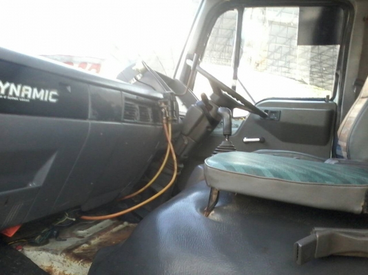 ขายรถบรรทุก 10 ล้อดัมพ์ HINO FM1M 220 แรงม้าใส่เครื่อง PO9C 270 แรงม้า มีระบบลากพ่วง ราคา 900000