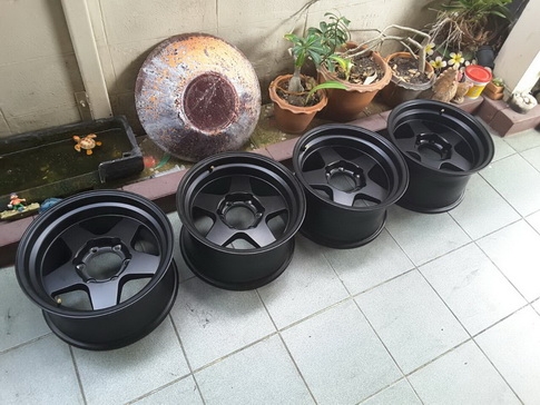 Max ใหม่ แกะกล่อง ขอบ 16*9 ET0 สภาพสวยๆ 1ชุด