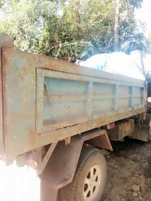 ขายรถบรรทุก 6 ล้อดัมพ์ ISUZU NPR 120 แรงม้าฝาขาว ปี 2543 ราคา 460000