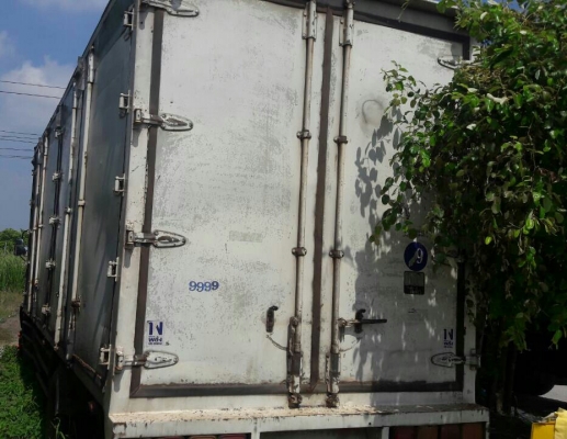 หกล้อ อีซูซุ ร็อคกี่ 165 ตู้10บาน ยาว7.20ม สภาพดีสวยบางเดิม พร้อมใช้งาน ทะเบียนพร้อมโอน