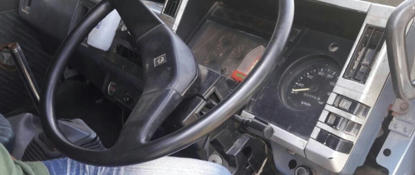 หกล้อ อีซูซุ ร็อคกี่ 165 ตู้10บาน ยาว7.20ม สภาพดีสวยบางเดิม พร้อมใช้งาน ทะเบียนพร้อมโอน