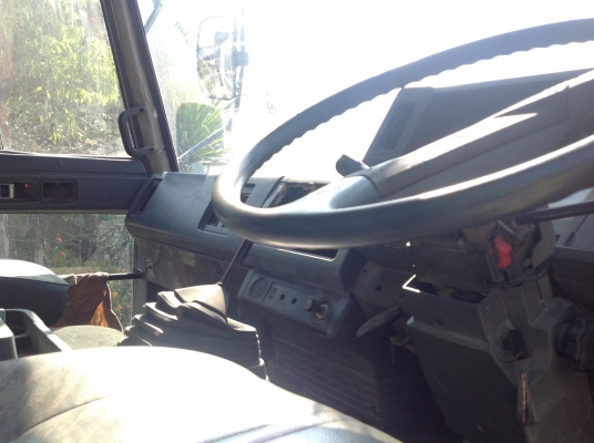 ขายหกล้อดั้ม