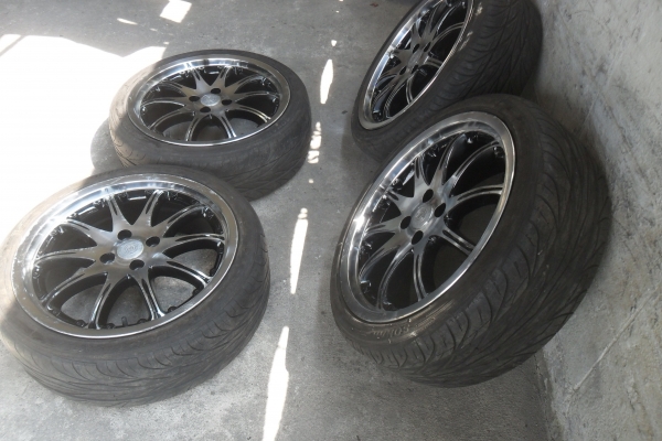 ล้อแม็ก17นิ้ว4รู100 พร้อมยาง สวยๆ 4 ล้อ ราคา 6800 บาท ล้อแม็ก17นิ้ว4รู100 พร้อมยาง สวยๆ 4 ล้อ ราคา 6800 บาท